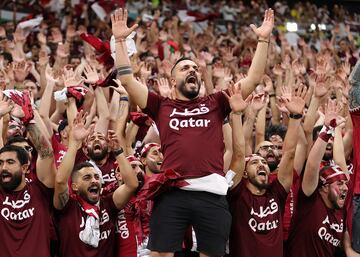 Aficionado de la selección qatarí durante el encuentro frente a selección ecuatoriana.