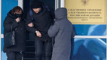 Lyudmila Navalnaya, the mother of late Russian opposition leader Alexei Navalny, and his lawyer Alexei Tsvetkov walk out of an office of the Investigative Committee's regional department in the city of Salekhard in the Yamal-Nenets Region, Russia, February 19, 2024. REUTERS/Maxim Shemetov