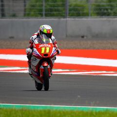 Pole de García con récord de pista y con Guevara tercero