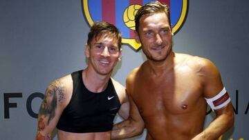 Leo Messi felicita a Francesco Totti por su 40 aniversario