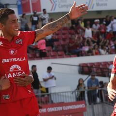 Ñublense venció a Puerto Montt y avanzó en la liguilla