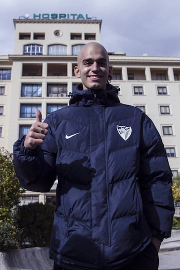 Pablo Ráez tras salir del Hospital.