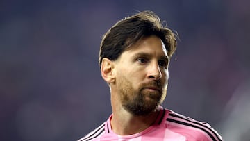 FORT LAUDERDALE, FLORIDA - FEBRUARY 22: Lionel Messi #10 of Inter Miami CF looks on during the first half of the MLS match between Inter Miami CF and New York City FC at Chase Stadium on February 22, 2025 in Fort Lauderdale, Florida. Megan Briggs/Getty Images/AFP (Photo by Megan Briggs / GETTY IMAGES NORTH AMERICA / Getty Images via AFP)