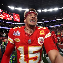 Mahomes vs Brady: who is the player with the most trophies at the same age?