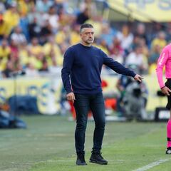 García Pimienta: “Desde que está Piqué es un equipo reconocible”