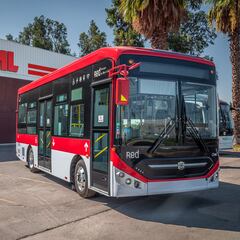 Empresa nacional gana licitación de buses eléctricos para Santiago y fortalece la electromovilidad