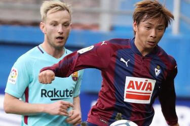 Bale, Inui y otros jugadores con el castellano suspenso en LaLiga