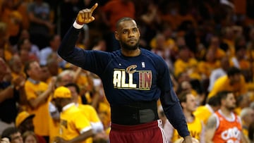 LeBron James en un duelo en The Land