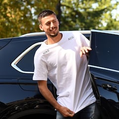 Lenglet será el central zurdo que pide Simeone