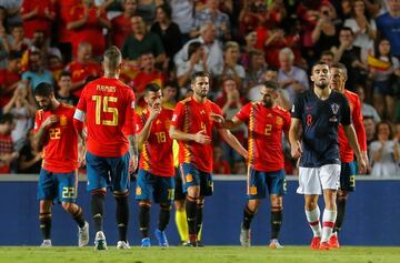 6-0. Isco celebró el sexto tanto.