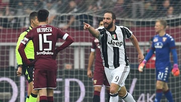 Un doblete de Higuaín doblega a un valiente Torino en el derbi