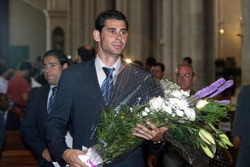 Madrid won the league in 2003. The ambition of the board led them to dispense with then coach Vincente del Bosque and captain Ferando Hierro because they weren't considered high-profile enough. Madrid entered a four-year run without titles after the Malag