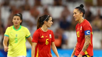 Aitana Bonmati y Jennifer Hermoso.