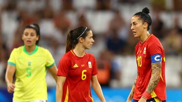 Aitana Bonmati y Jennifer Hermoso.