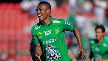 Acuerdo entre León y América para el traspaso de Aquino