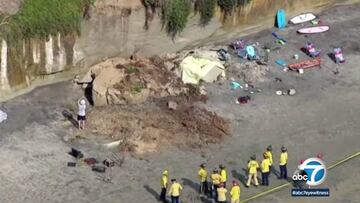 Derrumbe de un talud en Grandview Surf Beach (Encinitas, California).