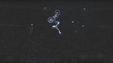 BMX Doble Frontflip No-Hander Andy Buckworth Nitro Circus