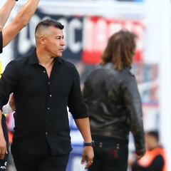 Giro en la búsqueda de un DT para Colo Colo: nuevo plan A