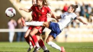Imagen del partido entre las selecciones femeninas sub-17 de España y Portugal en el Minitorneo que se está disputando en el país luso.