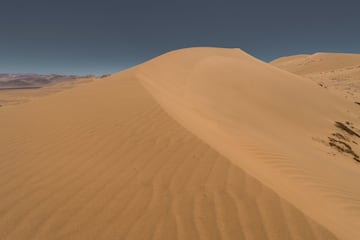 El paso de Épica por una de las dunas más grandes del mundo