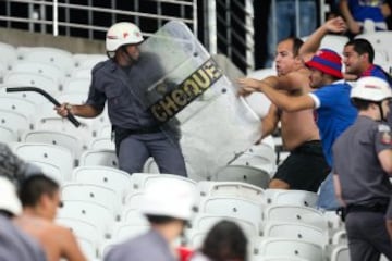 Los graves incidentes de los hinchas de la U en el Arena Corinthians