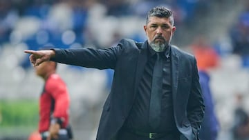  Leonardo Ramos deja de ser entrenador de Quer&eacute;taro