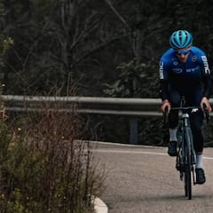 Carlos Barbero sufre una caída en Italia y pasa por quirófano