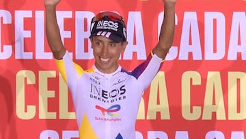 El ciclista colombiano es el jefe de filas del equipo para luchar por el maillot rojo y lograr completar el trébol de las grandes vueltas.
