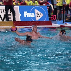 Montenegro le saca los colores a España en Oviedo