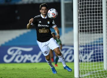 El argentino nacionalizado chileno lleva un par de temporadas en Sporting Cristal.

Estará en el grupo de Flamengo, Universidad Católica y Talleres de Córdoba.