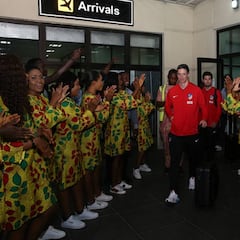 El Atlético ya está en Nigeria para medirse a su selección