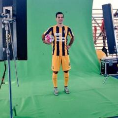 Así recibió el Hellas Verona a Rafa Márquez tras la Fecha FIFA