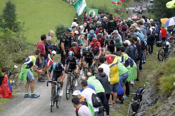 Chris Froome durante la subida. 