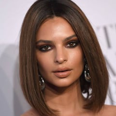 Emily Ratajkowski critica a una revista por retocar la foto de su portada
