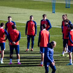 Sin distracción entre copas