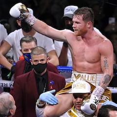 ¿Cuánto dinero cobra Canelo Álvarez por su pelea contra Caleb Plant?