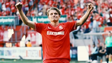 With 21 goals this season to date, the Eredivisie star is the most productive attacking midfielder in the major leagues, ahead of Musiala, Wirtz and Cole Palmer.