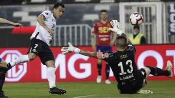 Colo Colo vence a Unión Española con gol de Paredes