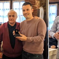 Pedro Aguado y Dani Potele reciben las insignias de los veteranos rayistas