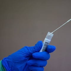 El extremo régimen de ‘casos cero’ de COVID-19 en China: hacer PCR a peces vivos