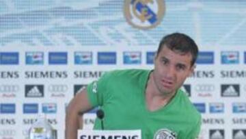 <b>ENCANTADO.</B> Helguera aseguró que Robinho puede aportar cosas muy importantes al equipo.