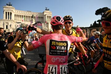 El ciclista esloveno Primoz Roglic ha conquistado su primer Giro de Italia, la cuarta gran vuelta de su palmarés. 