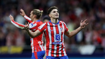 Soccer Football - LaLiga - Atletico Madrid v Rayo Vallecano - Metropolitano, Madrid, Spain - April 24, 2025 Atletico Madrid's Julian Alvarez celebrates scoring their third goal REUTERS/Isabel Infantes