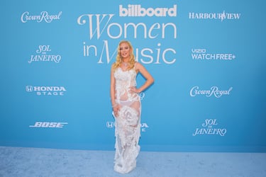 Heidi Montag posa en la alfombra roja de los premios 'Billboard Women in Music 2025'.