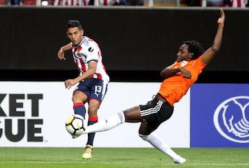 Chivas golea al Cibao y está en cuartos de Concachampions