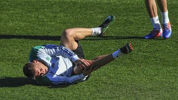 Joaquín, un mes de baja por su esguince en la rodilla derecha