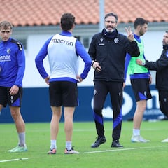 Vicente Moreno se incorpora a la rutina del equipo