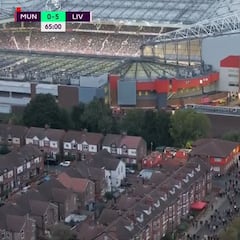 La imagen histórica de la debacle del United ante el Liverpool
