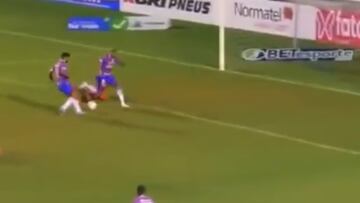 ¡Le ‘robaron’ su primer gol! Lucero estuvo a punto de convertir en Fortaleza