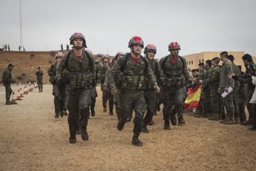 Durante la prueba se realizan 14 km de carrera, siete vueltas a un circuito de 2 km que no siempre es liso, atraviesa un pinar y varias lomas de diferente inclinación. 